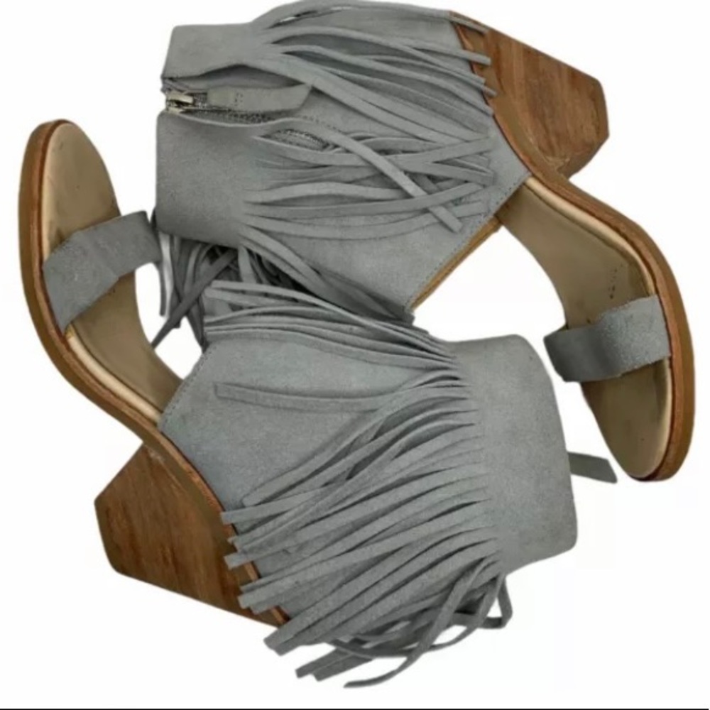 Koolaburra Piazza II Fringe Leather Open Toe Sandals Heron Gray Shoes Women’s